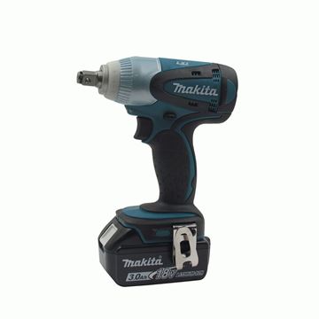 Imagen de Llave de impacto Makita DTW251RFE 18v - 2 bat. - Ynter Industrial